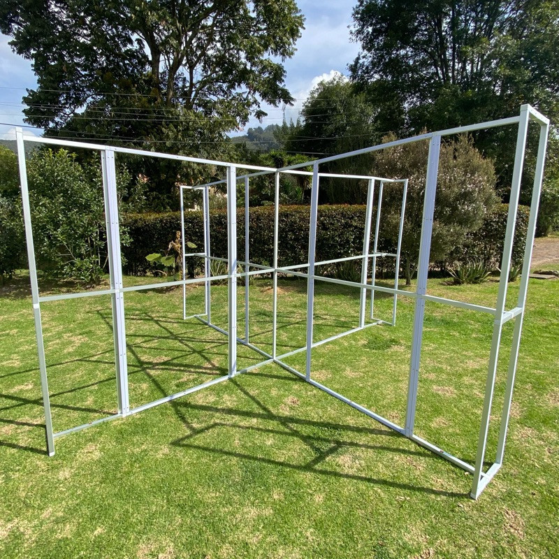 BackWall / Expo muro 2x2 en X