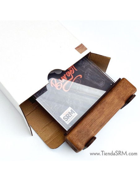 Hablador de mesa base en madera media carta