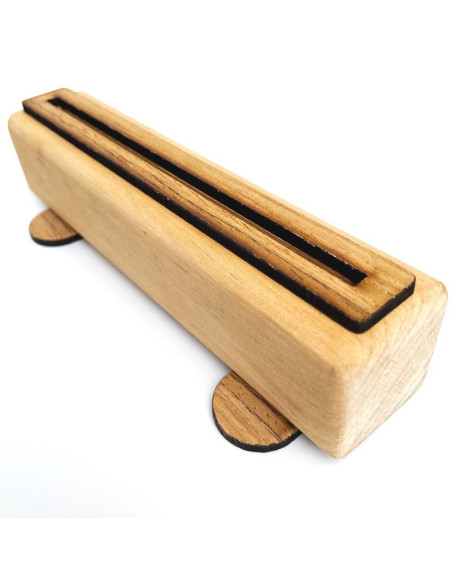 Hablador de mesa base en madera media carta